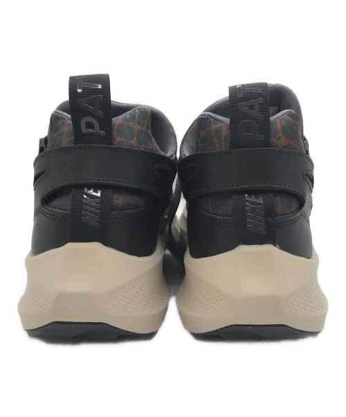 NIKE（ナイキ）NIKE (ナイキ) Patta (パタ) AIR HUARACHE 20Y24 ブラック×グレー サイズ:28cmの古着・服飾アイテム
