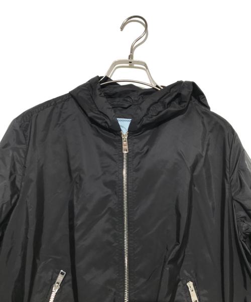 PRADA（プラダ）PRADA (プラダ) プレートワッペンナイロンジャケット ブラック サイズ:42の古着・服飾アイテム