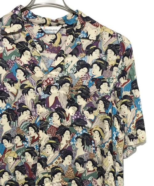 NIPOALOHA（二ポアロハ）NIPOALOHA (二ポアロハ) レーヨンショートスリーブアロハシャツ ブラック×ブルー サイズ:Mの古着・服飾アイテム