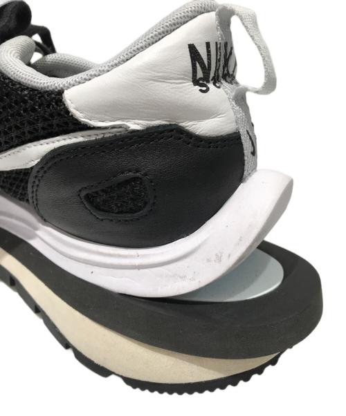 NIKE（ナイキ）NIKE (ナイキ) sacai (サカイ) VAPOR WAFFLE ブラック×ホワイト サイズ:29.5の古着・服飾アイテム