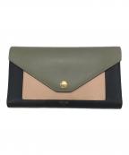 CELINEセリーヌ）の古着「トライフォールデッドロングウォレット」