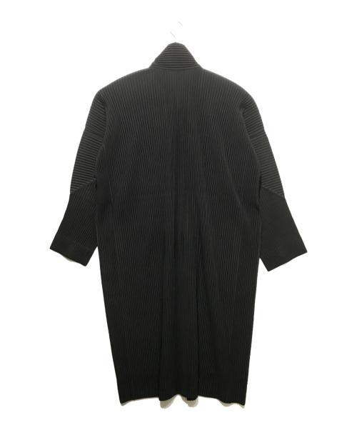 HOMME PLISSE ISSEY MIYAKE（オム プリッセ イッセイ ミヤケ）HOMME PLISSE ISSEY MIYAKE (オムプリッセ イッセイ ミヤケ) プリーツスタンドカラー コート ブラック サイズ:3の古着・服飾アイテム