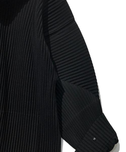 HOMME PLISSE ISSEY MIYAKE（オム プリッセ イッセイ ミヤケ）HOMME PLISSE ISSEY MIYAKE (オムプリッセ イッセイ ミヤケ) プリーツスタンドカラー コート ブラック サイズ:3の古着・服飾アイテム
