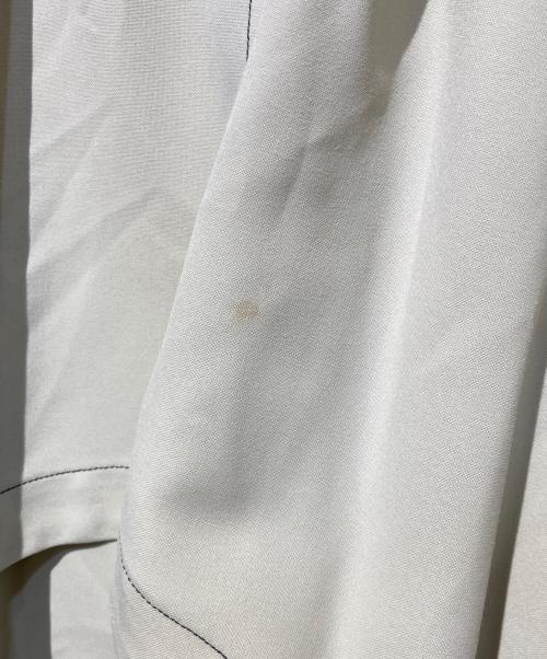 ADORE（アドーア）ADORE (アドーア) トリプルツイストブラウス アイボリー サイズ:38の古着・服飾アイテム