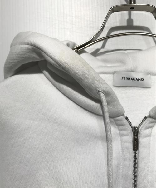 Ferragamo（フェラガモ）Ferragamo (フェラガモ) Organic cotton hoodie ホワイト サイズ:XLの古着・服飾アイテム