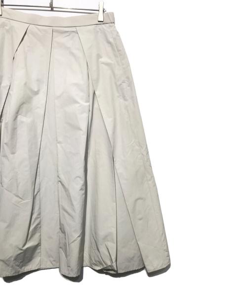 ADORE（アドーア）ADORE (アドーア) パウダータッチタフタスカート ライトグレー サイズ:36の古着・服飾アイテム