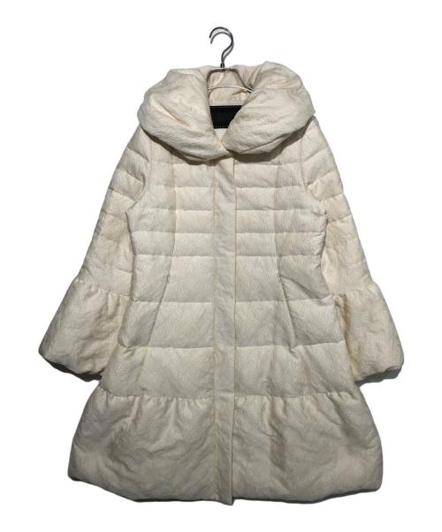 TO BE CHIC（トゥービーシック）TO BE CHIC (トゥービーシック) レースジャガードダウンコート ホワイト サイズ:40の古着・服飾アイテム