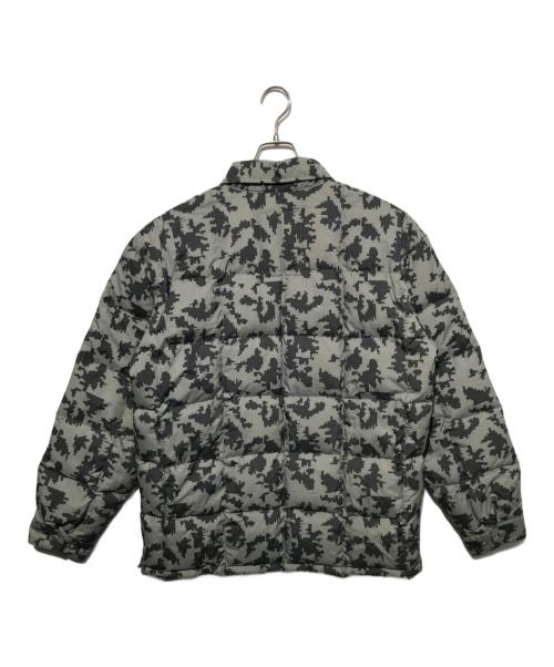stussy（ステューシー）stussy (ステューシー) デジカモダウンシャツジャケット カーキ サイズ:Mの古着・服飾アイテム