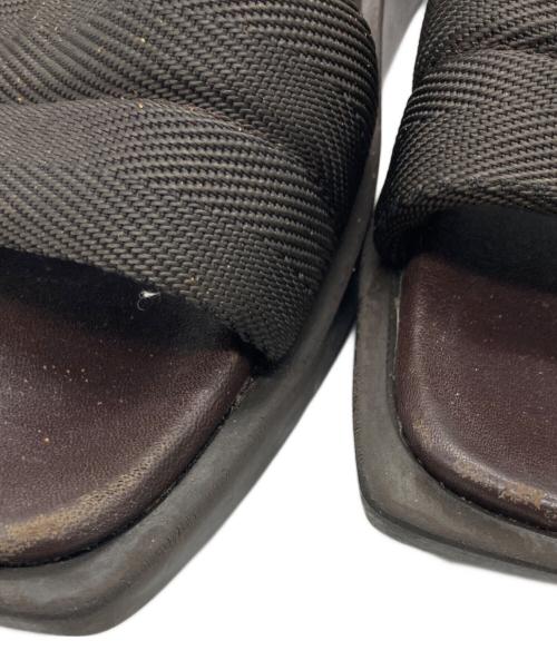 PRADA（プラダ）PRADA (プラダ) バックルベルトサンダル ブラウン サイズ:35の古着・服飾アイテム