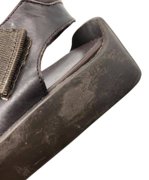 PRADA（プラダ）PRADA (プラダ) バックルベルトサンダル ブラウン サイズ:35の古着・服飾アイテム