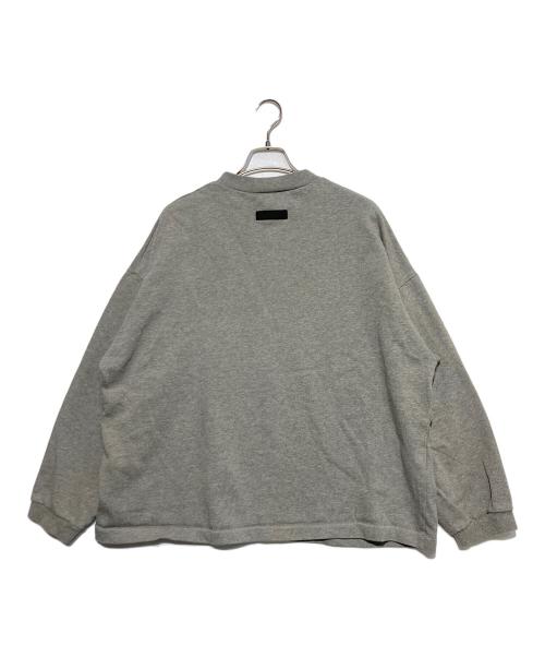 FOG ESSENTIALS（フィアオブゴッド エッセンシャル）FOG ESSENTIALS (フィアオブゴッド エッセンシャル) ロゴカットソー グレー サイズ:Sの古着・服飾アイテム