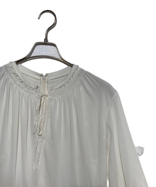 anuans（アニュアンス）anuans (アニュアンス) ギャザーテントフレアブラウス ホワイト サイズ:Freeの古着・服飾アイテム