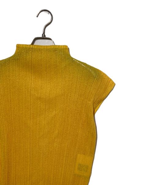 PLEATS PLEASE（プリーツプリーズ）PLEATS PLEASE (プリーツプリーズ) プリーツノースリーブカットソー イエロー サイズ:3 未使用品の古着・服飾アイテム