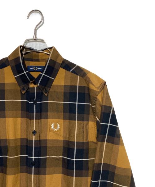 FRED PERRY（フレッドペリー）FRED PERRY (フレッドペリー) 長袖シャツ ブラウン サイズ:Ｍの古着・服飾アイテム