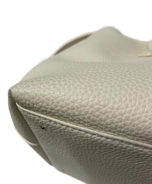 VASIC（ヴァジック）VASIC (ヴァジック) GRAF MINIトートバッグ ホワイトの古着・服飾アイテム