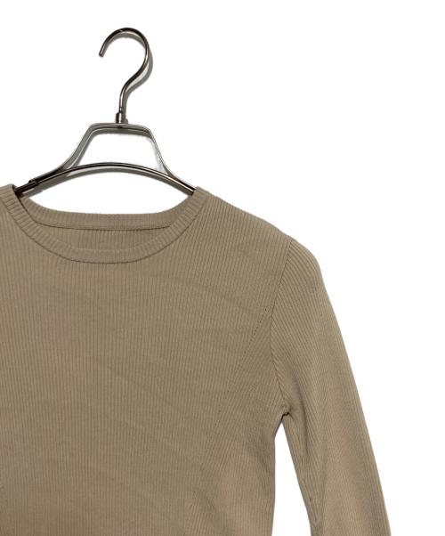 anuans（アニュアンス）anuans (アニュアンス) スリーブフレアシンプルニット ベージュ サイズ:Freeの古着・服飾アイテム