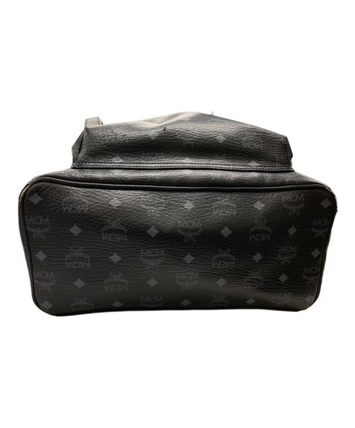 MCM（エムシーエム）MCM (エムシーエム) スタッズ付き リュック ブラックの古着・服飾アイテム