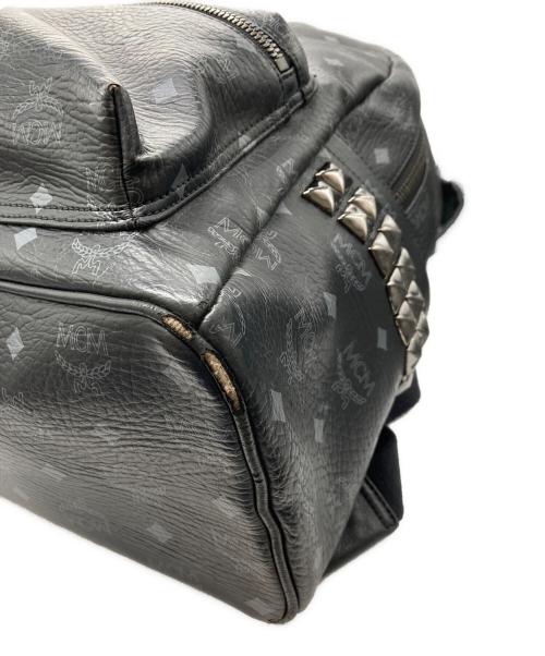 MCM（エムシーエム）MCM (エムシーエム) スタッズ付き リュック ブラックの古着・服飾アイテム