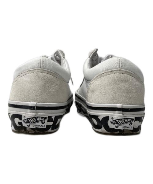 VANS（ヴァンズ）VANS (バンズ) CDG (シーディージー) コラボオールドスクール ホワイト サイズ:25の古着・服飾アイテム