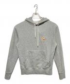 maison kitsuneメゾンキツネ）の古着「CHILLAX FOX PATCHプルオーバーパーカー」｜グレー