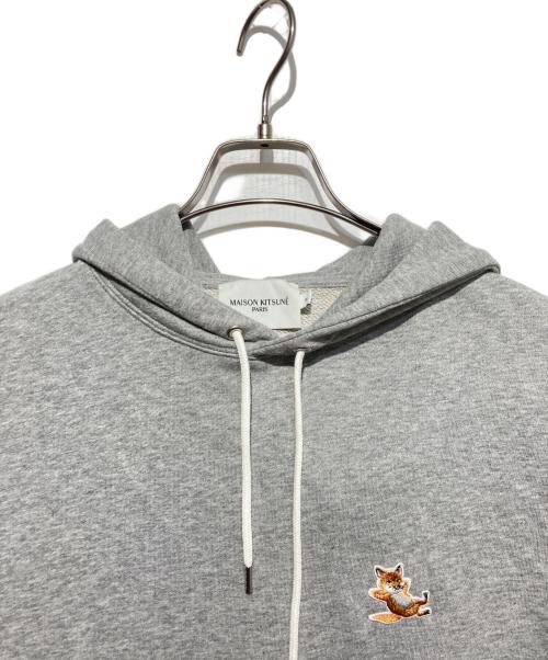 maison kitsune（メゾンキツネ）maison kitsune (メゾンキツネ) CHILLAX FOX PATCHプルオーバーパーカー グレー サイズ:Sの古着・服飾アイテム
