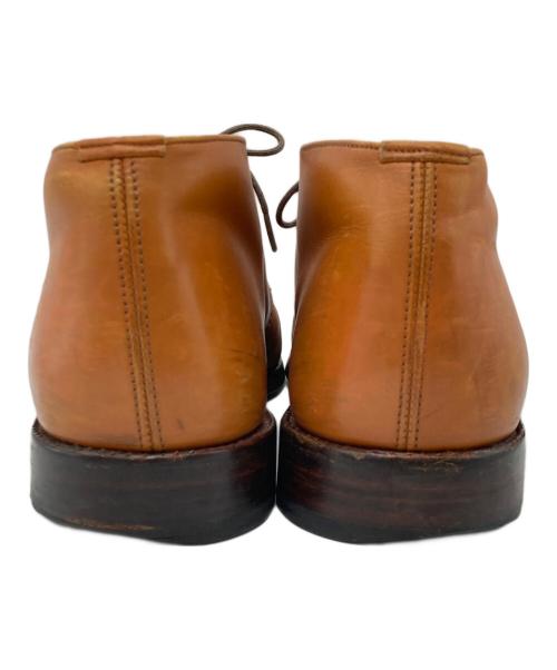 Tricker's（トリッカーズ）Tricker's (トリッカーズ) チャッカーブーツ ベージュ サイズ:8の古着・服飾アイテム