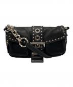 PRADAプラダ）の古着「スタッズワンショルダーバッグ」｜ブラック