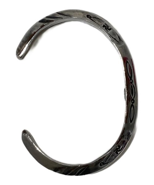 LARRY SMITH（ラリースミス）LARRY SMITH (ラリースミス) スタンプナローバングルの古着・服飾アイテム