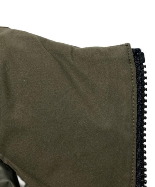 C.P COMPANY（シーピーカンパニー）C.P COMPANY (シーピーカンパニー) コンビダウンジャケット オリーブ サイズ:56の古着・服飾アイテム