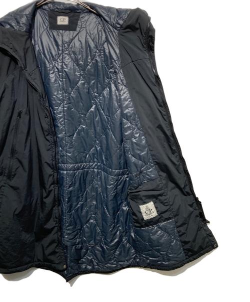 C.P COMPANY（シーピーカンパニー）C.P COMPANY (シーピーカンパニー) パファーモッズコート ブラック サイズ:48の古着・服飾アイテム