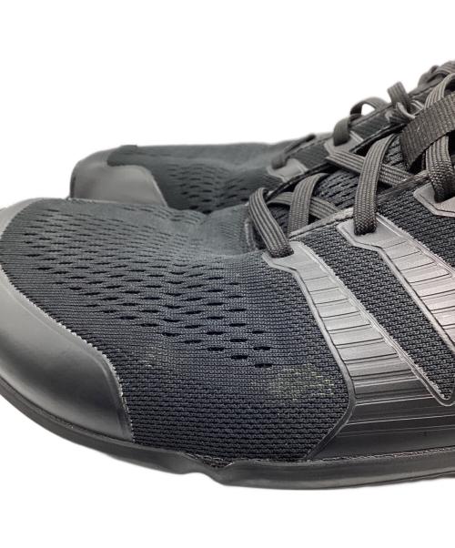 inov-8（イノベイト）inov-8 (イノベイト) BARE-XFワイドフィットスニーカー ブラック サイズ:US10の古着・服飾アイテム