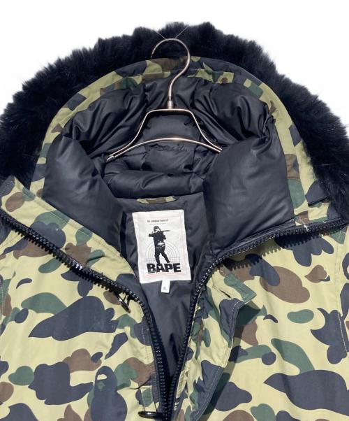 A BATHING APE（ア ベイシング エイプ）A BATHING APE (ア ベイシング エイプ) 1ST CAMO FUR DOWN HOODIE JACKET N-3B グリーン×ブラック サイズ:XLの古着・服飾アイテム
