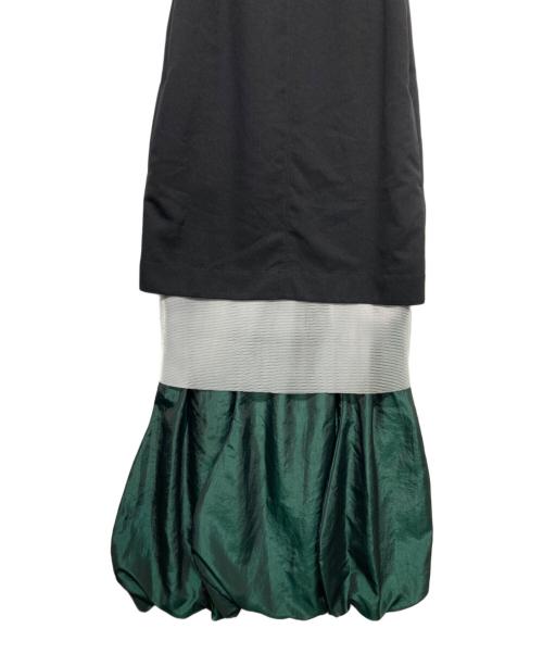 UN3D.（アンスリード）UN3D. (アンスリード) バルーンレイヤードワンピース ブラック×グリーン サイズ:38の古着・服飾アイテム