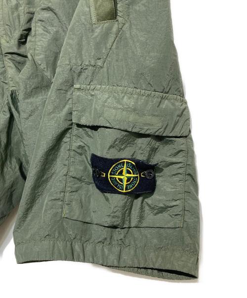 STONE ISLAND（ストーンアイランド）STONE ISLAND (ストーンアイランド) シアサッカーナイロンメタルショーツ カーキ サイズ:W33の古着・服飾アイテム