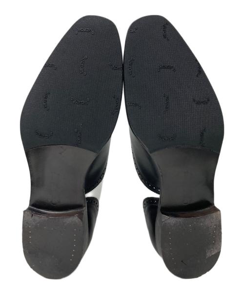 Crockett & Jones（クロケット＆ジョーンズ）Crockett & Jones (クロケット＆ジョーンズ) WELBECK2メダリオンシューズ ホワイト×ブラック サイズ:6Eの古着・服飾アイテム