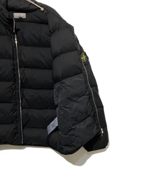 STONE ISLAND（ストーンアイランド）STONE ISLAND (ストーンアイランド) ガーメントダイロゴパッチダウンジャケット ブラック サイズ:Lの古着・服飾アイテム