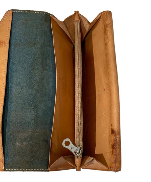 IL BISONTE（イル ビゾンテ）IL BISONTE (イル ビゾンテ) ダブルフラップ型押しロングウォレット ブラック×ブラウンの古着・服飾アイテム