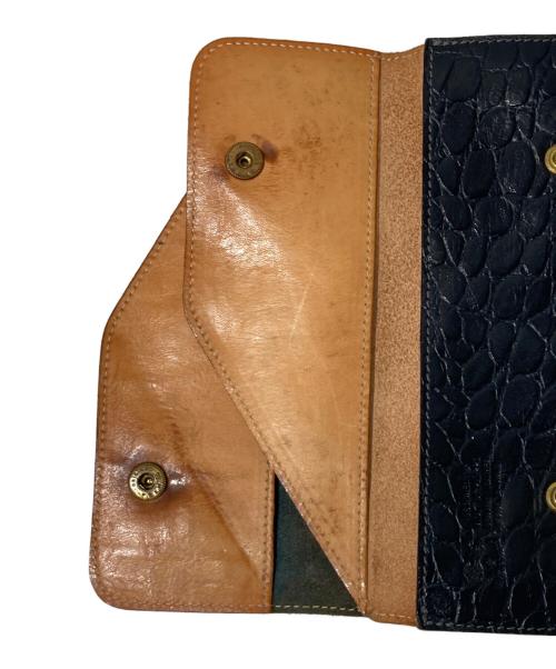 IL BISONTE（イル ビゾンテ）IL BISONTE (イル ビゾンテ) ダブルフラップ型押しロングウォレット ブラック×ブラウンの古着・服飾アイテム