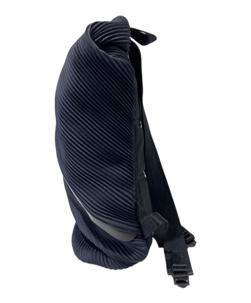 PLEATS PLEASE（プリーツプリーズ）PLEATS PLEASE (プリーツプリーズ) PLEATS BACKPACK ブラック×グリーンの古着・服飾アイテム