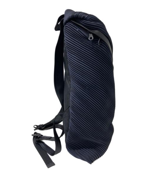 PLEATS PLEASE（プリーツプリーズ）PLEATS PLEASE (プリーツプリーズ) PLEATS BACKPACK ブラック×グリーンの古着・服飾アイテム