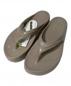 JOURNAL STANDARD relume×OOFOSジャーナルスタンダード レリューム×ウーフォス）の古着「OMEGA サンダル」｜ベージュ