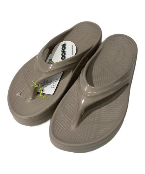 JOURNAL STANDARD relume（ジャーナルスタンダード レリューム）JOURNAL STANDARD relume (ジャーナルスタンダード レリューム) OOFOS (ウーフォス) OMEGA サンダル ベージュ サイズ:38 未使用品の古着・服飾アイテム