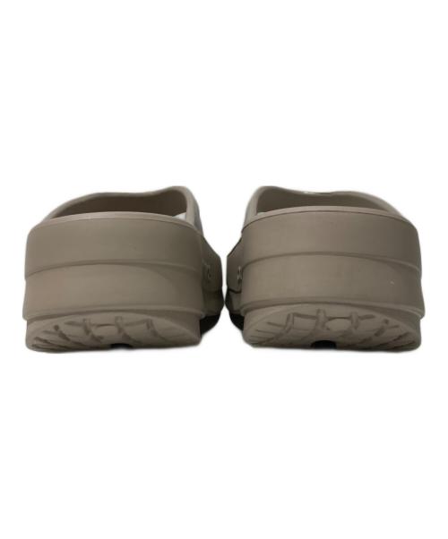 JOURNAL STANDARD relume（ジャーナルスタンダード レリューム）JOURNAL STANDARD relume (ジャーナルスタンダード レリューム) OOFOS (ウーフォス) OMEGA サンダル ベージュ サイズ:38 未使用品の古着・服飾アイテム