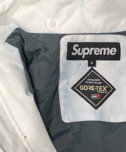 SUPREME（シュプリーム）SUPREME (シュプリーム) GORE-TEX Court Jacket ホワイト×レッド サイズ:Sの古着・服飾アイテム