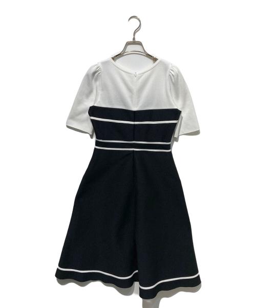 M Maglie le cassetto（エム マーリエ ル カセット）M Maglie le cassetto (エム マーリエ ル カセット) ニットワンピース ホワイト×ブラック サイズ:９の古着・服飾アイテム