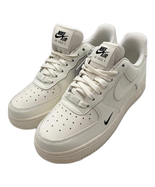 NIKE（ナイキ）NIKE (ナイキ) WMNS AIR FORCE 1 ホワイト サイズ:24cm 未使用品の古着・服飾アイテム