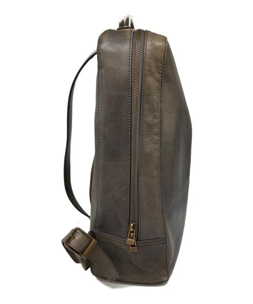 MOTHERHOUSE（マザーハウス）MOTHERHOUSE (マザーハウス) アンティークスクエアバックパック グレーの古着・服飾アイテム