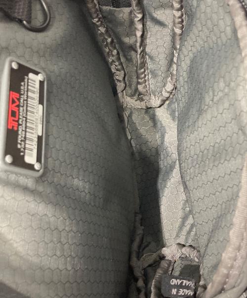 TUMI（トゥミ）TUMI (トゥミ) ショルダーバッグ ブラックの古着・服飾アイテム