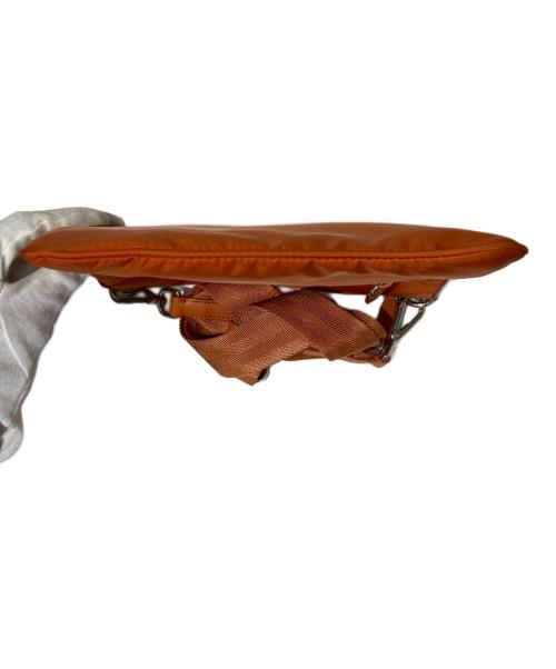 PRADA（プラダ）PRADA (プラダ) ナイロン×レザー ショルダーバッグ オレンジの古着・服飾アイテム