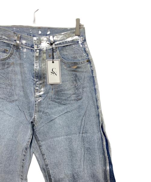 casane（カサネ）CASANE (カサネ) 箔プリントフレアデニムパンツ インディゴ サイズ:2の古着・服飾アイテム